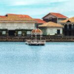 what is the main resort in tenerife