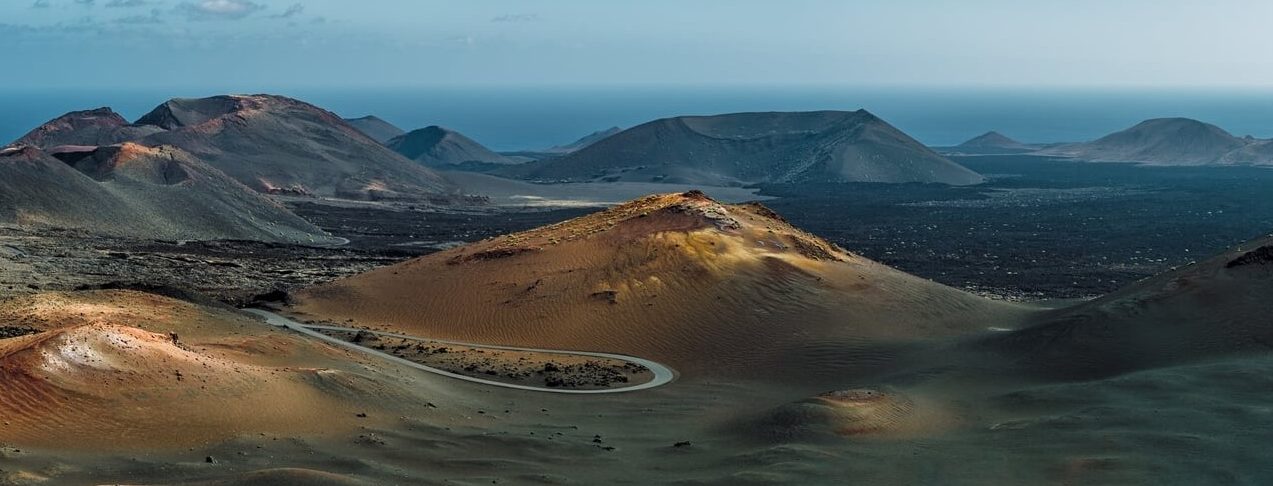 ¿Cómo ir a Lanzarote desde España?
