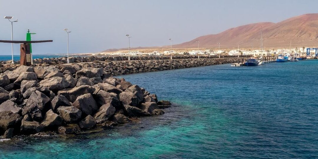¿Cómo se llama la playa de La Graciosa?