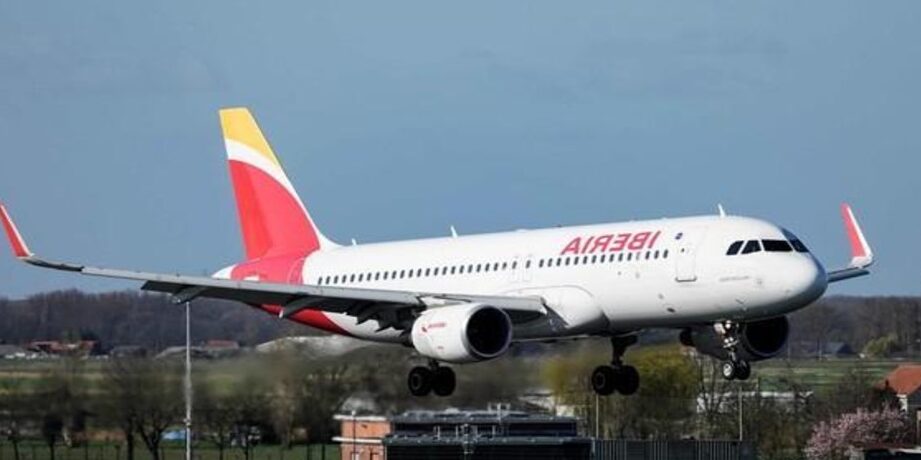 cuanto de tarda de tenerife a vigo en avion