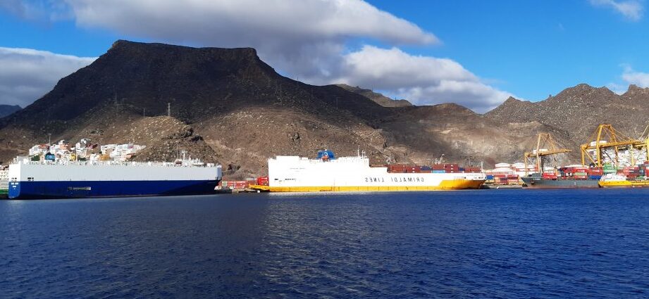 donde se coge el barco para tenerife