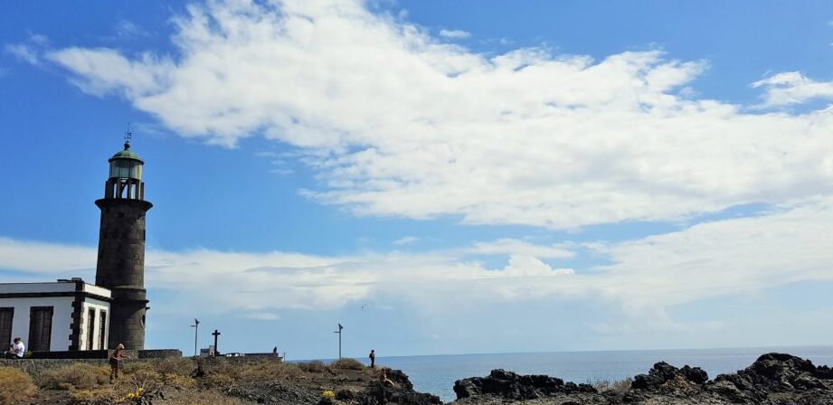 que es mas grande menorca o tenerife