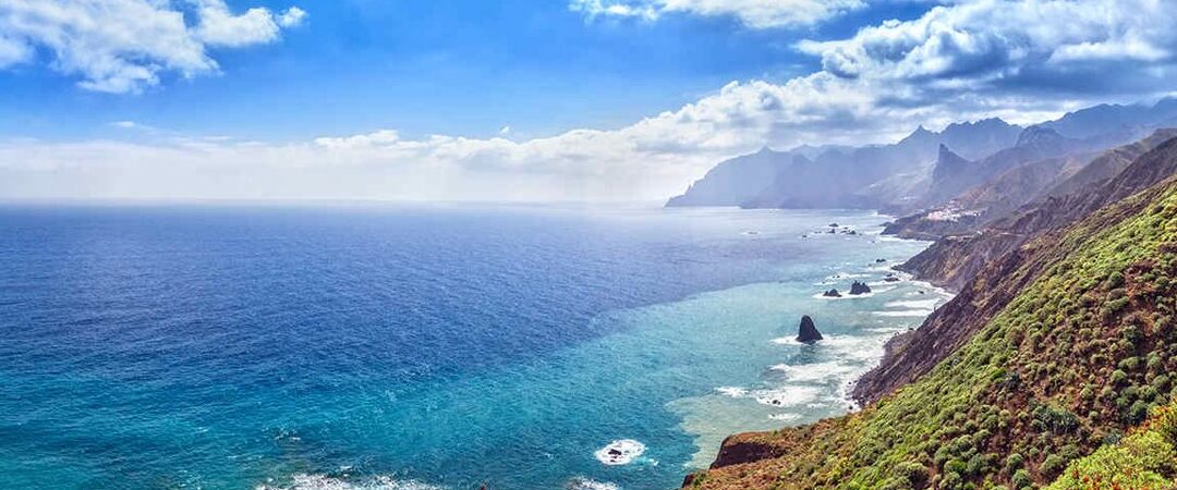 ¿Qué meses son temporada alta en Canarias?