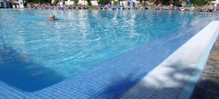 hotel apartments las fuentes los cristianos tenerife sur